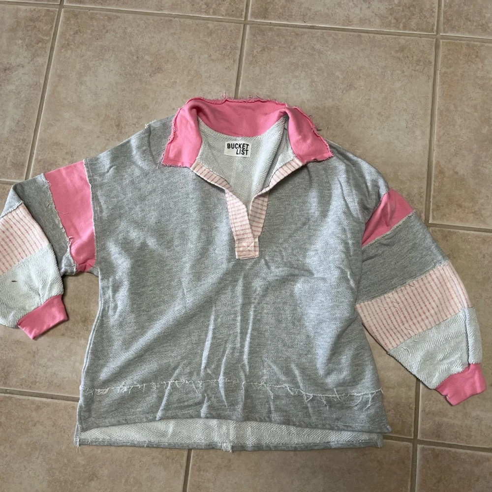 Bucket List Henley Pullover - Picture 7 of 7